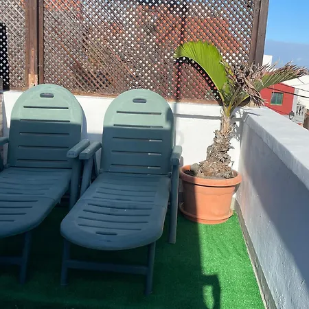 דירה Penthouse Maines View *